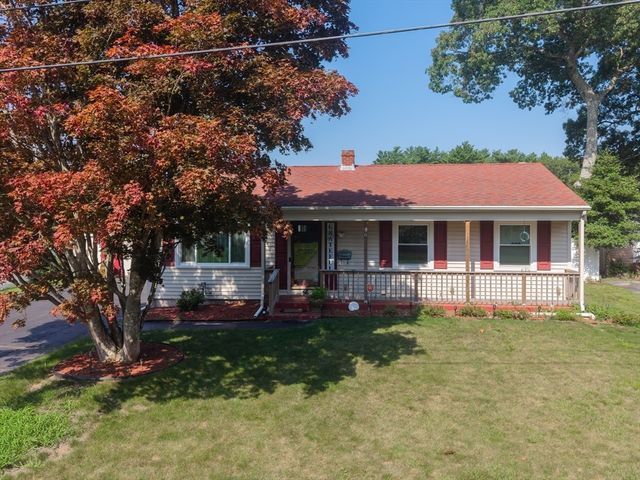 56 Blueberry Ter, New Bedford, MA 02745