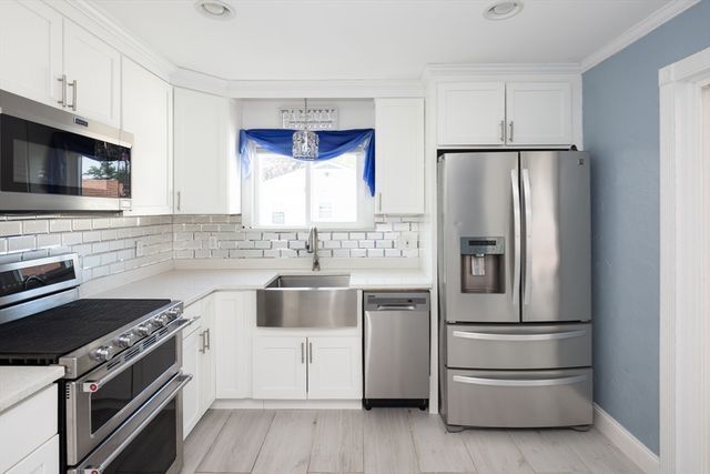 56 Blueberry Ter, New Bedford, MA 02745