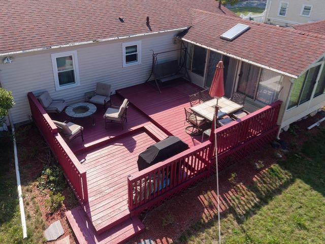 56 Blueberry Ter, New Bedford, MA 02745