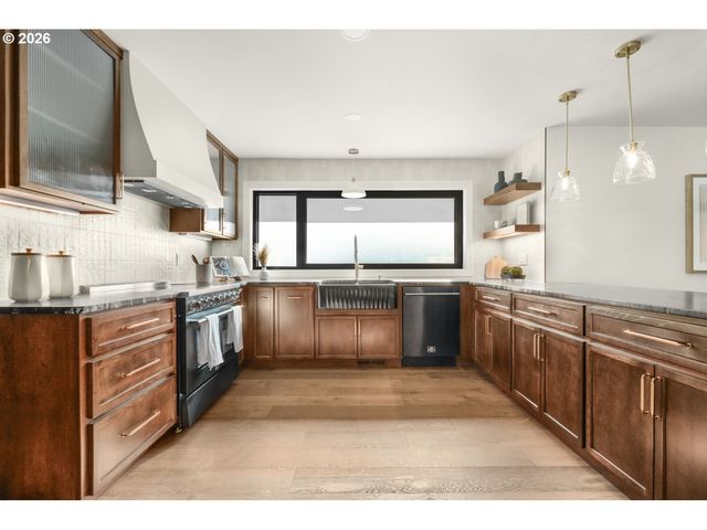 12431 Ne 35TH St, Vancouver, WA 98682