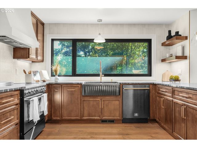 12431 Ne 35TH St, Vancouver, WA 98682