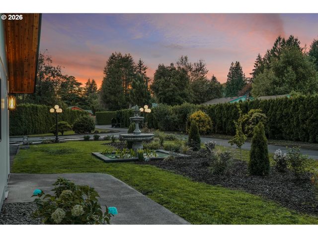 12431 Ne 35TH St, Vancouver, WA 98682