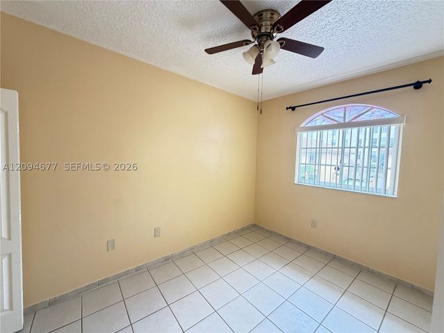 7540 W 20th Ave 201, Hialeah, FL 33016