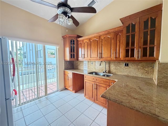 7540 W 20th Ave 201, Hialeah, FL 33016