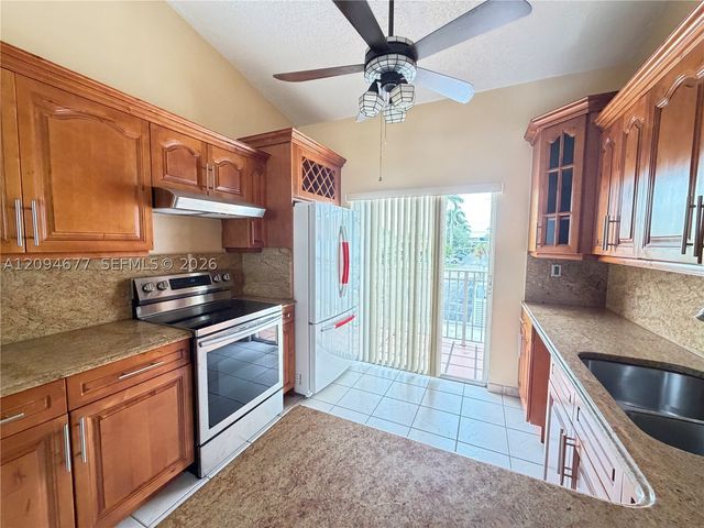 7540 W 20th Ave 201, Hialeah, FL 33016