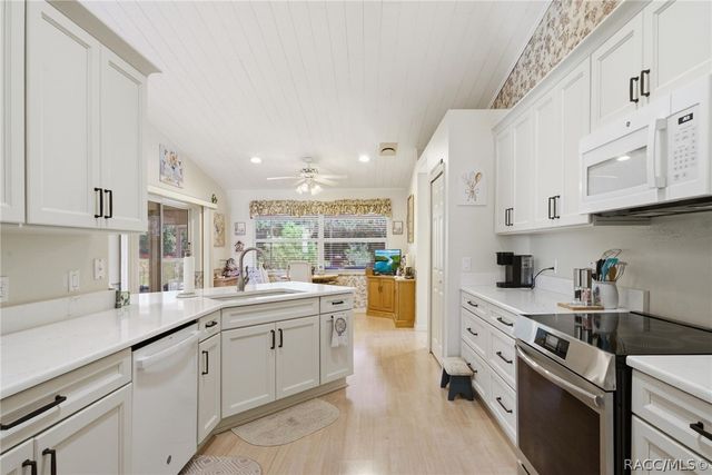 25 N Aspen Point, Lecanto, FL 34461