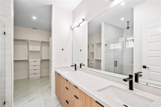 517 Pine Oak Street, Donna, TX 78537