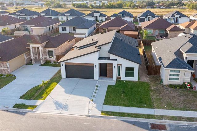 517 Pine Oak Street, Donna, TX 78537