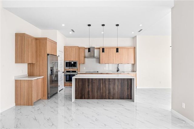 517 Pine Oak Street, Donna, TX 78537