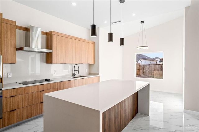 517 Pine Oak Street, Donna, TX 78537