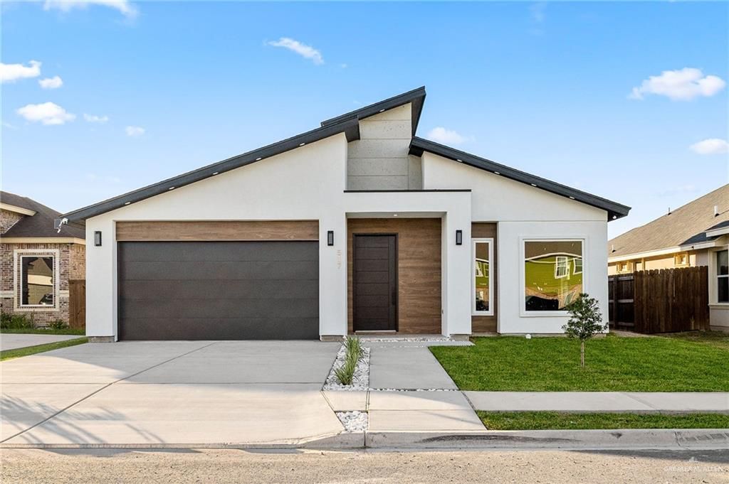 517 Pine Oak Street, Donna, TX 78537