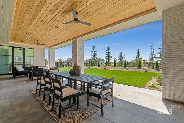 3419 N Mayberry Way, Eagle, ID 83616
