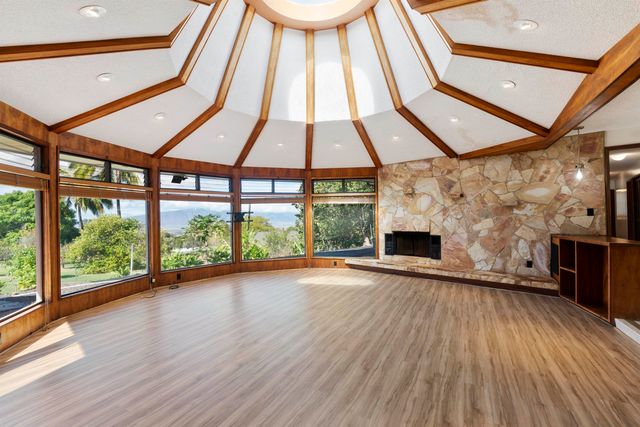 151 Aulii Dr, Pukalani, HI 96768