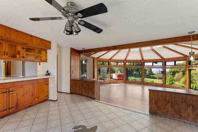 151 Aulii Dr, Pukalani, HI 96768