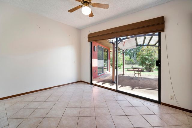 151 Aulii Dr, Pukalani, HI 96768