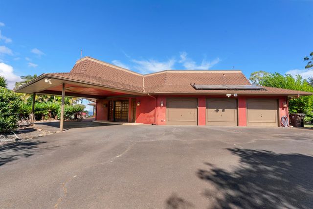 151 Aulii Dr, Pukalani, HI 96768