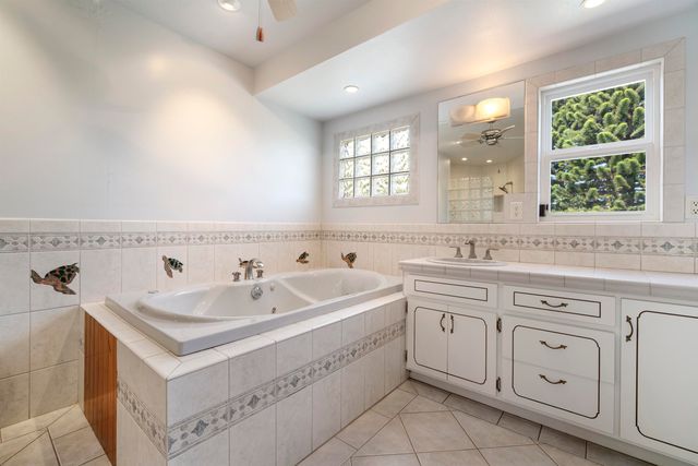 151 Aulii Dr, Pukalani, HI 96768