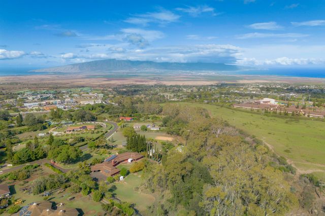 151 Aulii Dr, Pukalani, HI 96768