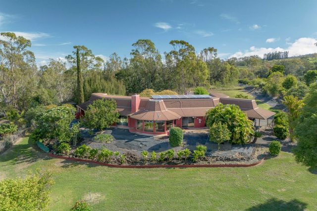 151 Aulii Dr, Pukalani, HI 96768