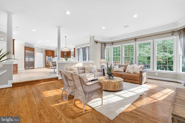 1084 MILL FIELD CT, Great Falls, VA 22066