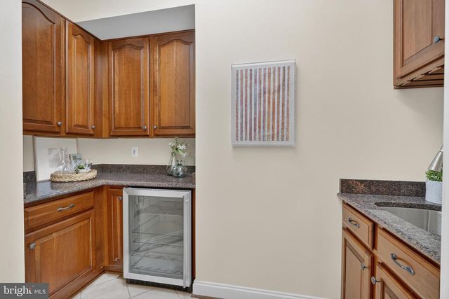 1084 MILL FIELD CT, Great Falls, VA 22066