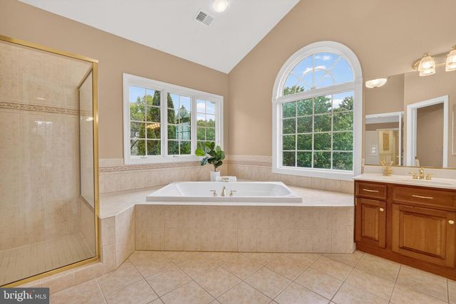 1084 MILL FIELD CT, Great Falls, VA 22066
