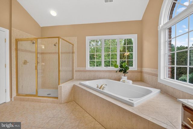 1084 MILL FIELD CT, Great Falls, VA 22066