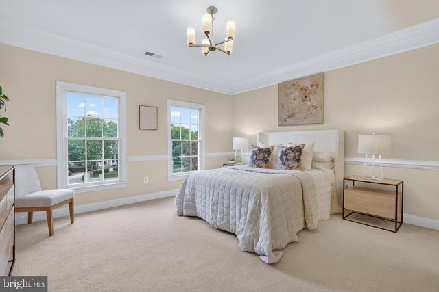 1084 MILL FIELD CT, Great Falls, VA 22066