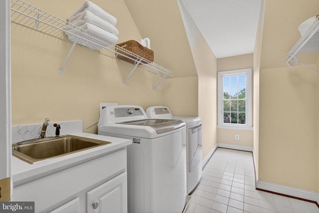 1084 MILL FIELD CT, Great Falls, VA 22066