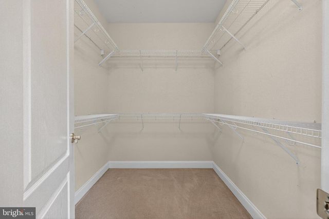 1084 MILL FIELD CT, Great Falls, VA 22066