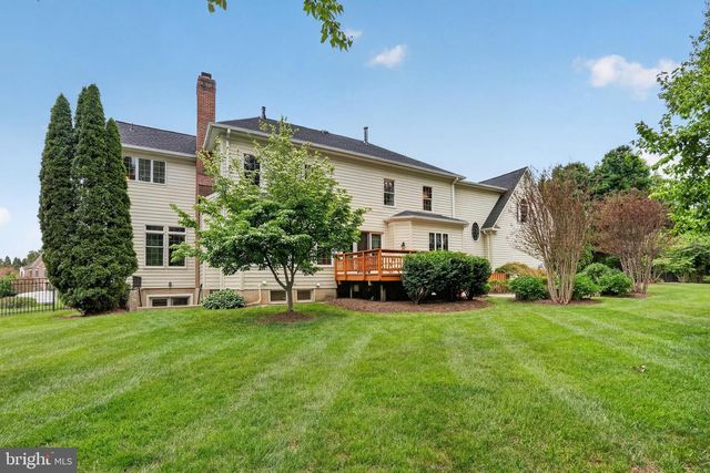 1084 MILL FIELD CT, Great Falls, VA 22066