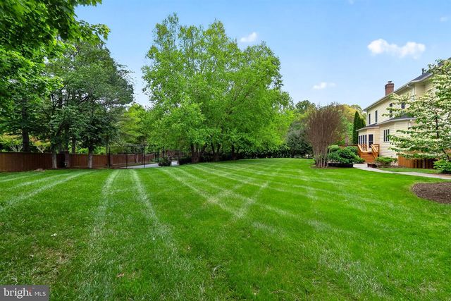 1084 MILL FIELD CT, Great Falls, VA 22066