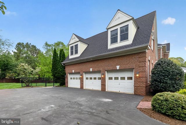 1084 MILL FIELD CT, Great Falls, VA 22066