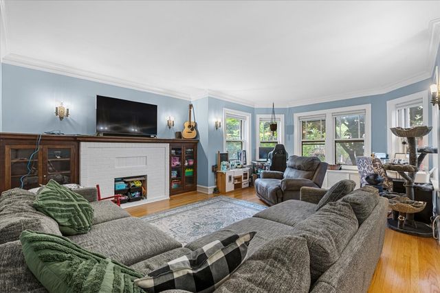 126 N AUSTIN Boulevard 2N, Oak Park, IL 60302