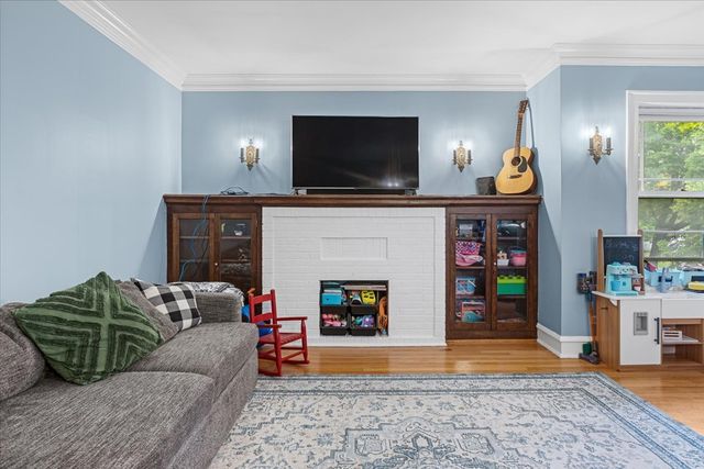 126 N AUSTIN Boulevard 2N, Oak Park, IL 60302