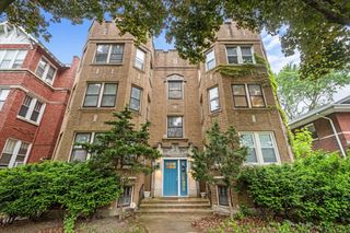 126 N AUSTIN Boulevard 2N, Oak Park, IL 60302