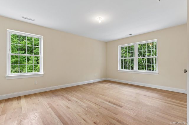 464 Bull Road, New Windsor, NY 12575