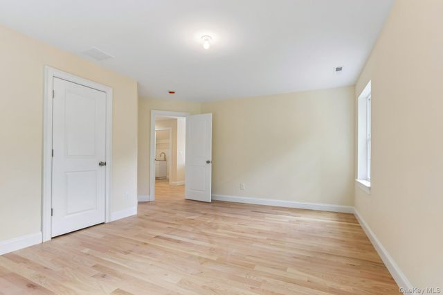464 Bull Road, New Windsor, NY 12575