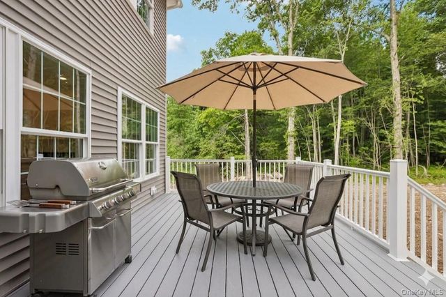 464 Bull Road, New Windsor, NY 12575