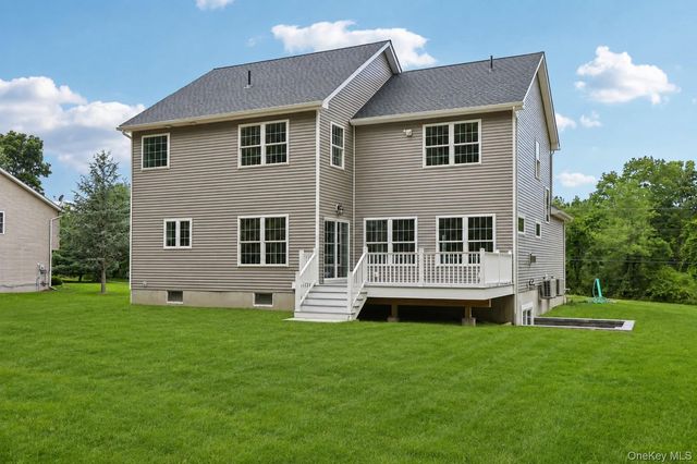 464 Bull Road, New Windsor, NY 12575