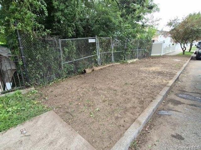 113 Avenue Avenue, Jamaica, NY 11433