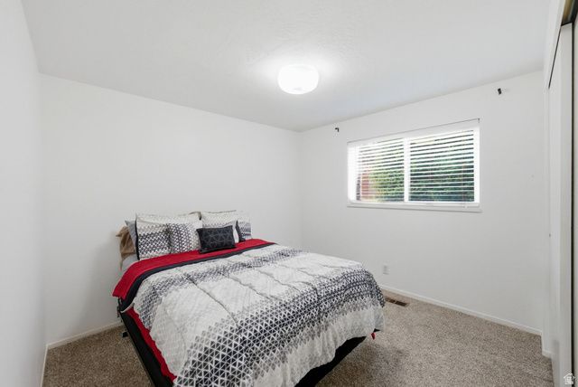 1176 E COTTONWOOD DR, Sandy, UT 84094
