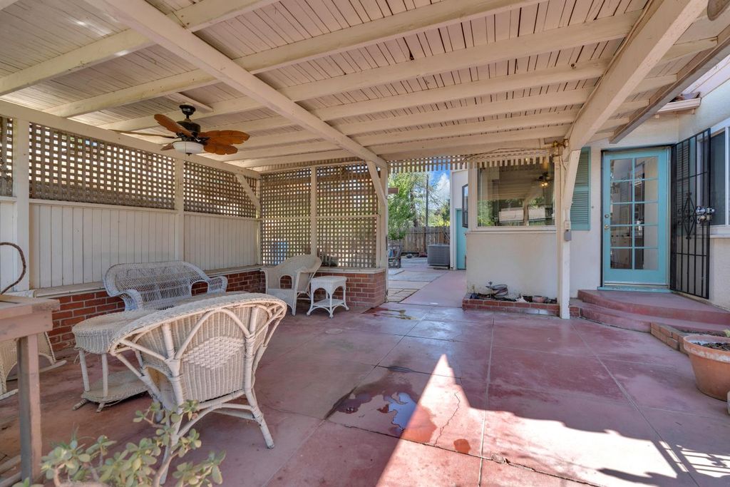 Image 19 of property listing at 3662 N Wishon Avenue, Fresno, CA 93704