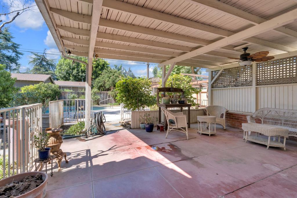 Image 20 of property listing at 3662 N Wishon Avenue, Fresno, CA 93704