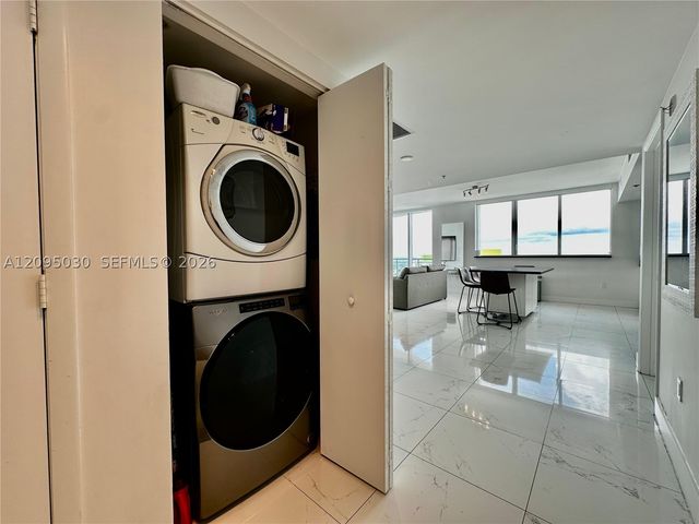 92 SW 3rd St 4905, Miami, FL 33130