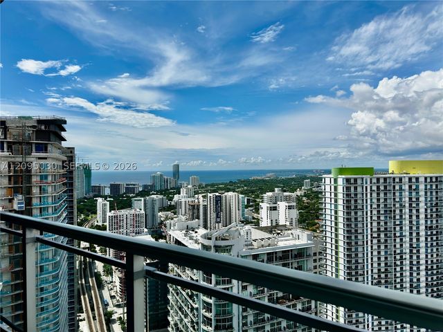 92 SW 3rd St 4905, Miami, FL 33130