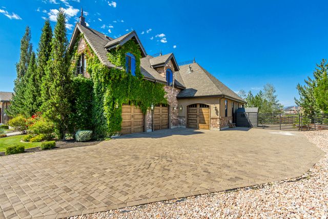 12527 N WILDFLOWER LN, Highland, UT 84003