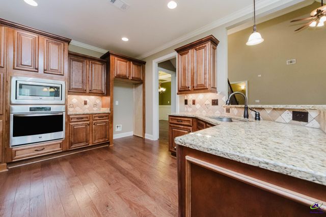 2115 Hiwassee Drive, Bonaire, GA 31005