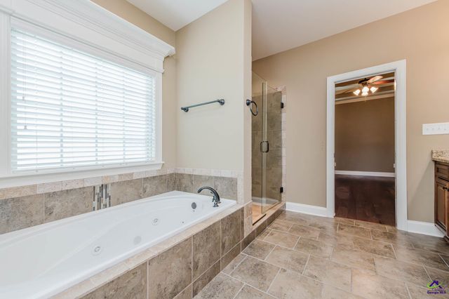 2115 Hiwassee Drive, Bonaire, GA 31005