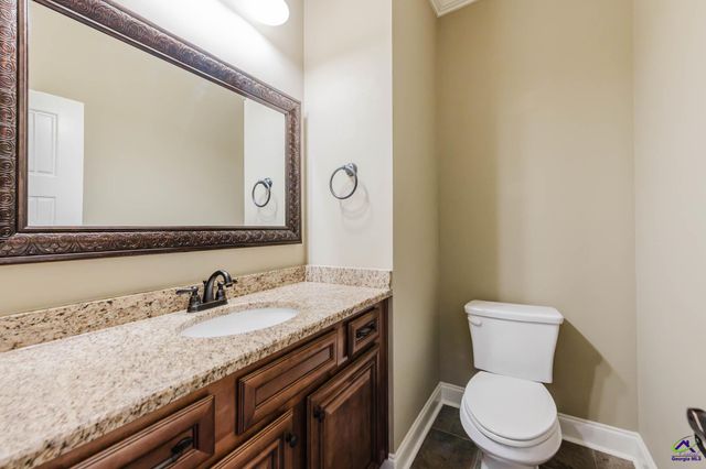 2115 Hiwassee Drive, Bonaire, GA 31005